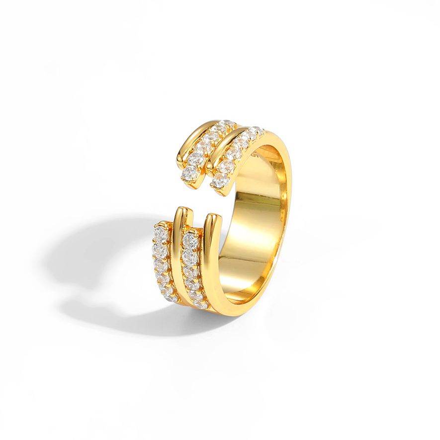 Gold Pave Tri-Band Ring - Aventus