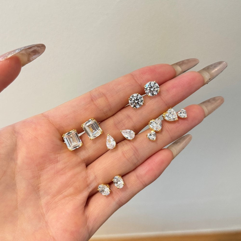Graduated Heart Gold Studs