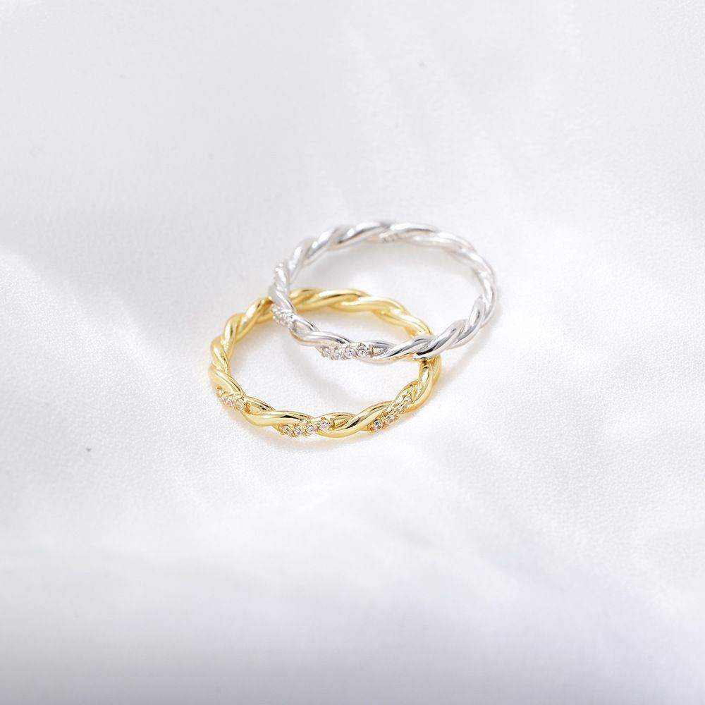 Twisted Eternity Ring - Aventus