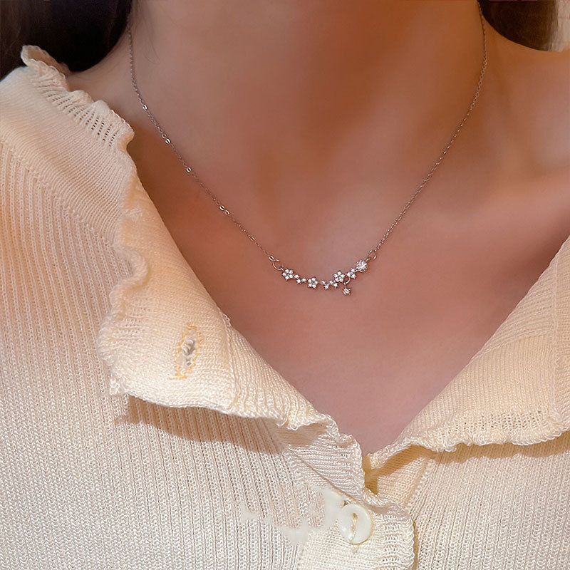The Sterling Silver Arc Necklace