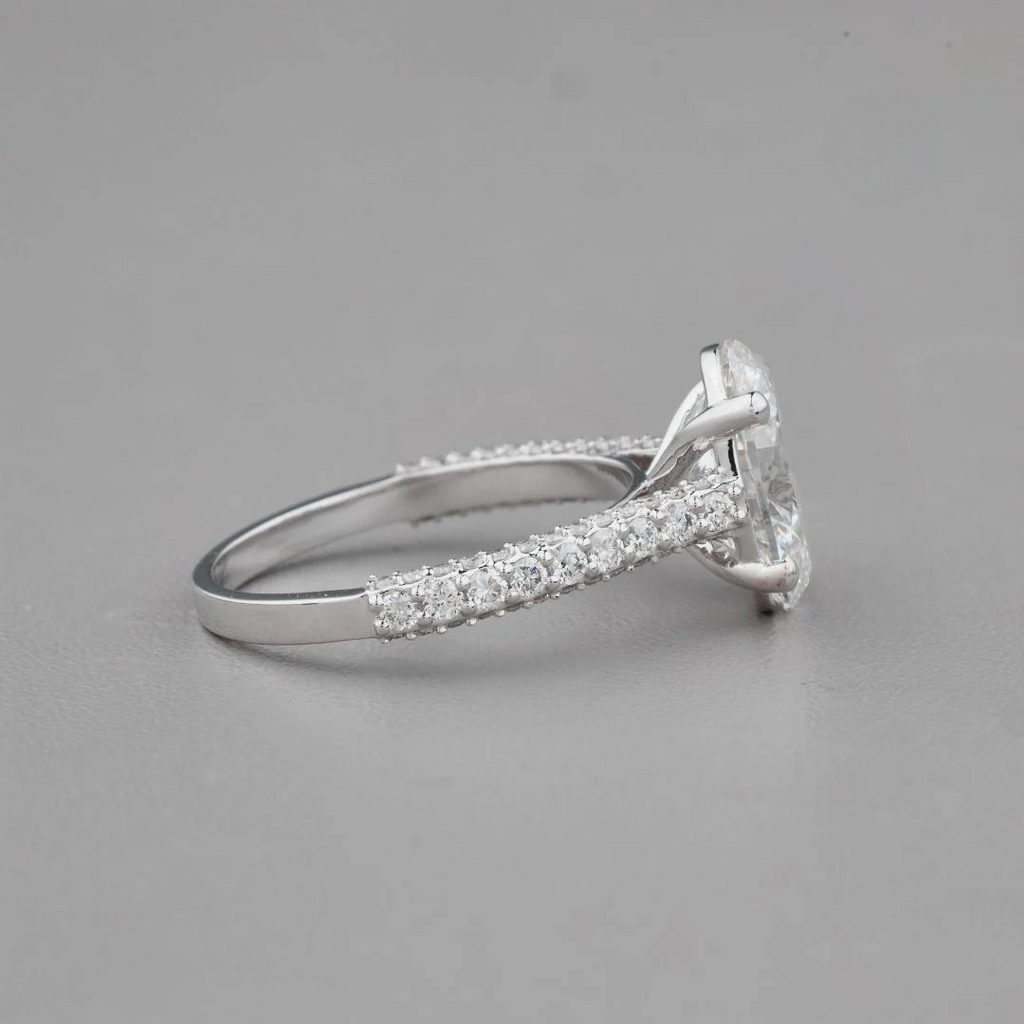 3 Carat Oval Cut Moissanite Engagement Ring – D Color VVS Diamond Alternative