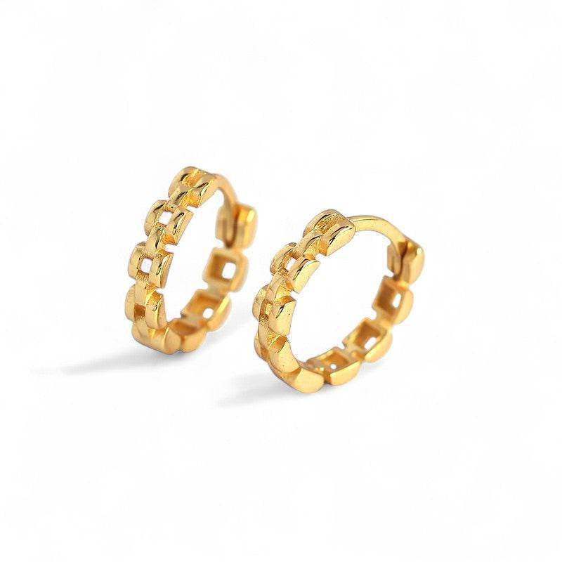Chained Huggie Earrings - Aventus