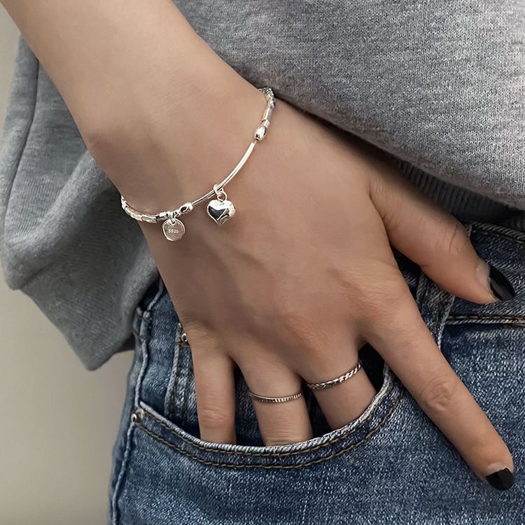 Puffy Heart Bead Bracelet