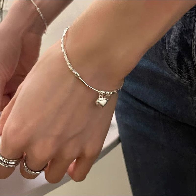 Puffy Heart Bead Bracelet