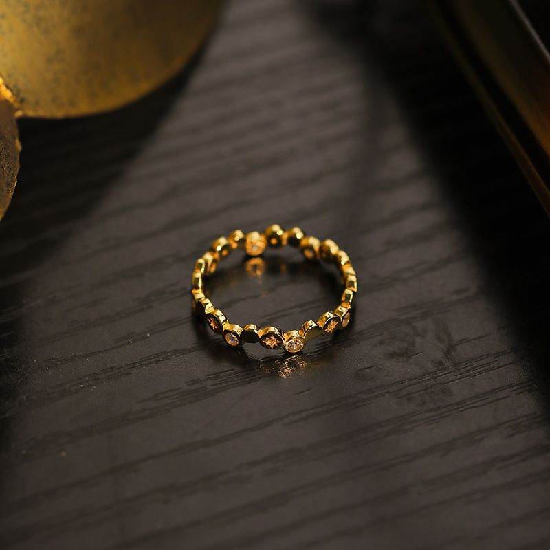 Waving Star Ring - Aventus