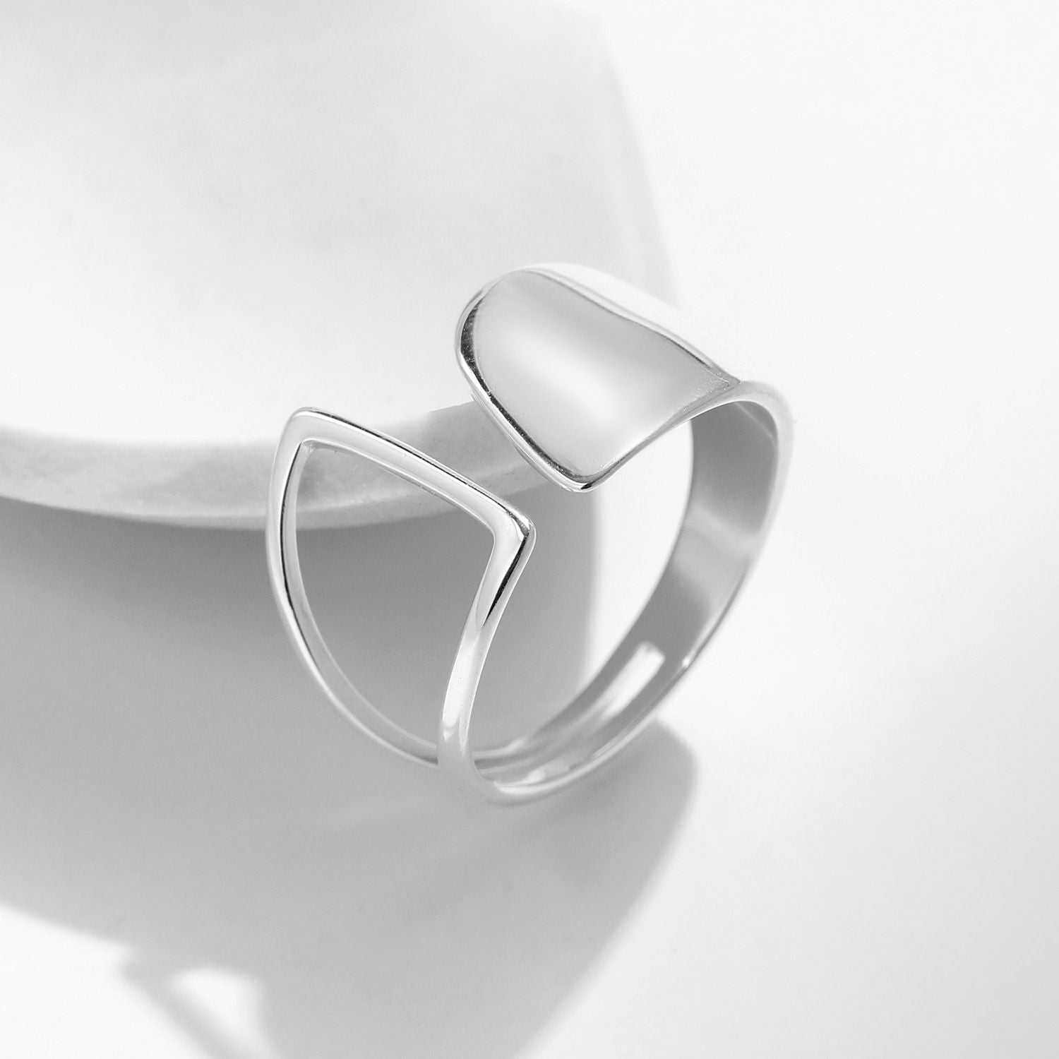 Open Geometric Adjustable Ring