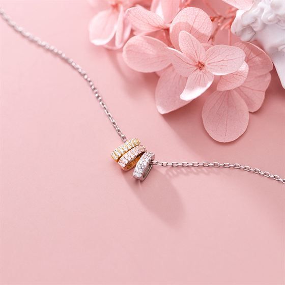 Tripple Pave Circle Necklace