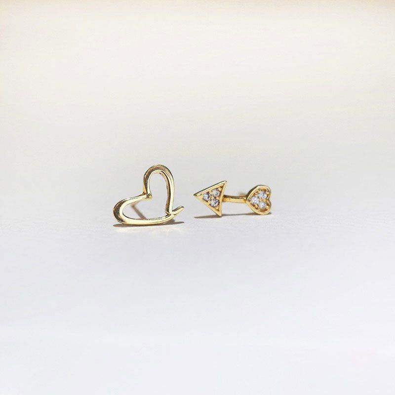 Arrow Heart Piercing Stud Earrings - Aventus