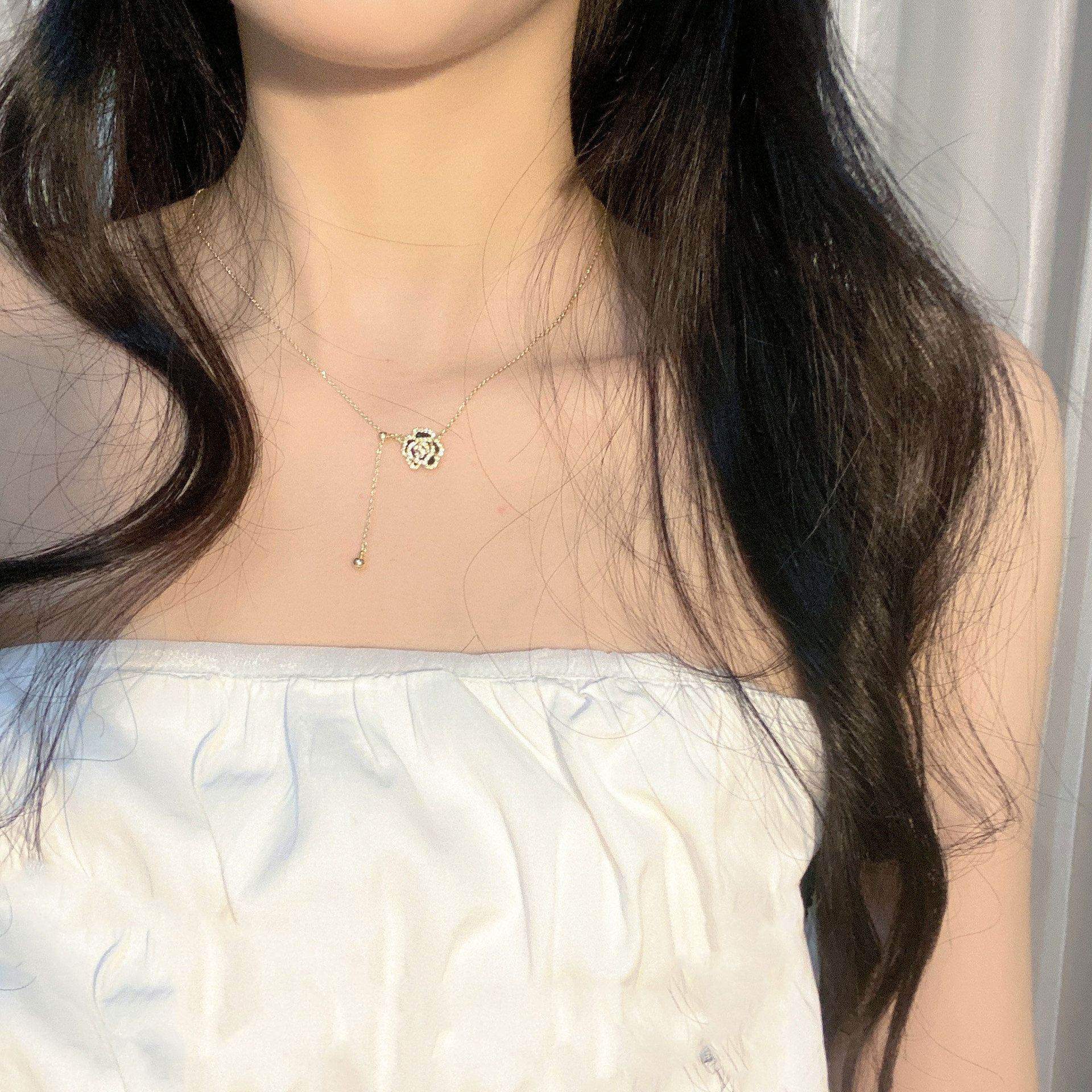 Black Camellia Tassel Necklace - Aventus