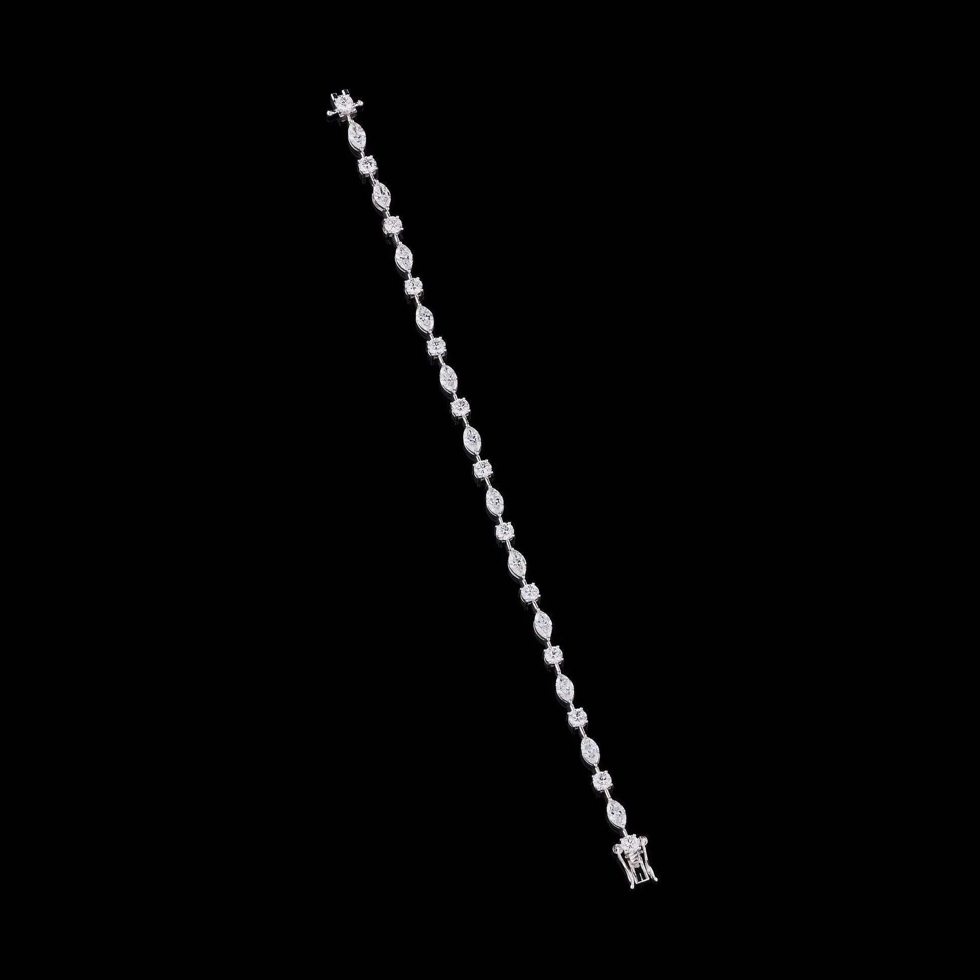 Bold Square-Cut Iced Bracelet – Luxury Statement Jewelry with Powerful Presence - Aventus