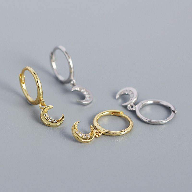 Dangling Crescent Earrings - Aventus