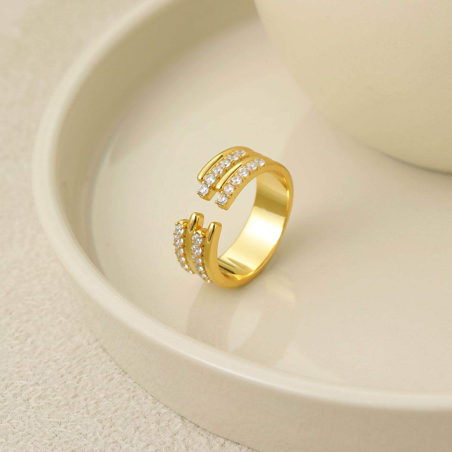 Gold Pave Tri-Band Ring - Aventus