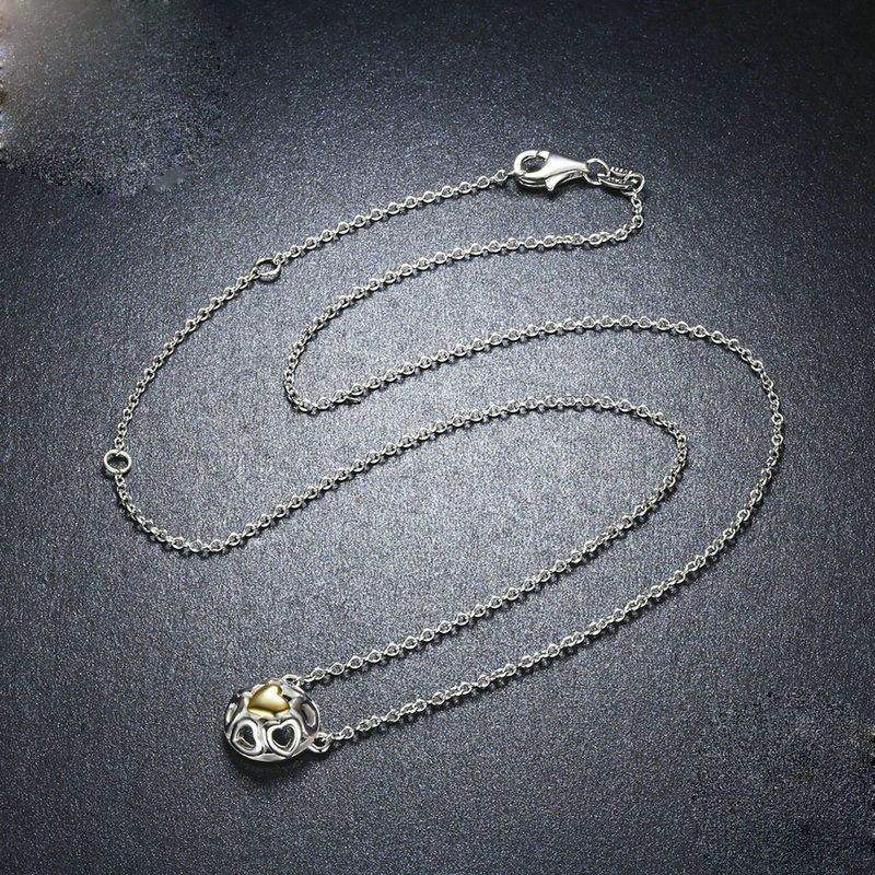 Golden Heart Ball Necklace - Aventus