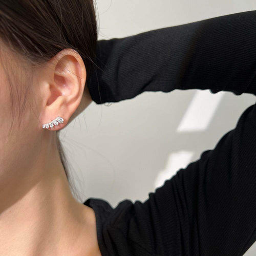 Linear Diamond Stud Earrings - Aventus