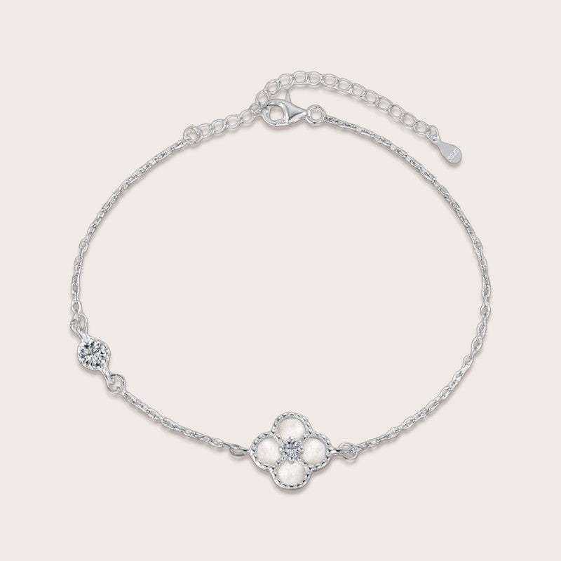Lucky Mother of Pearl Clover Bracelet - Aventus