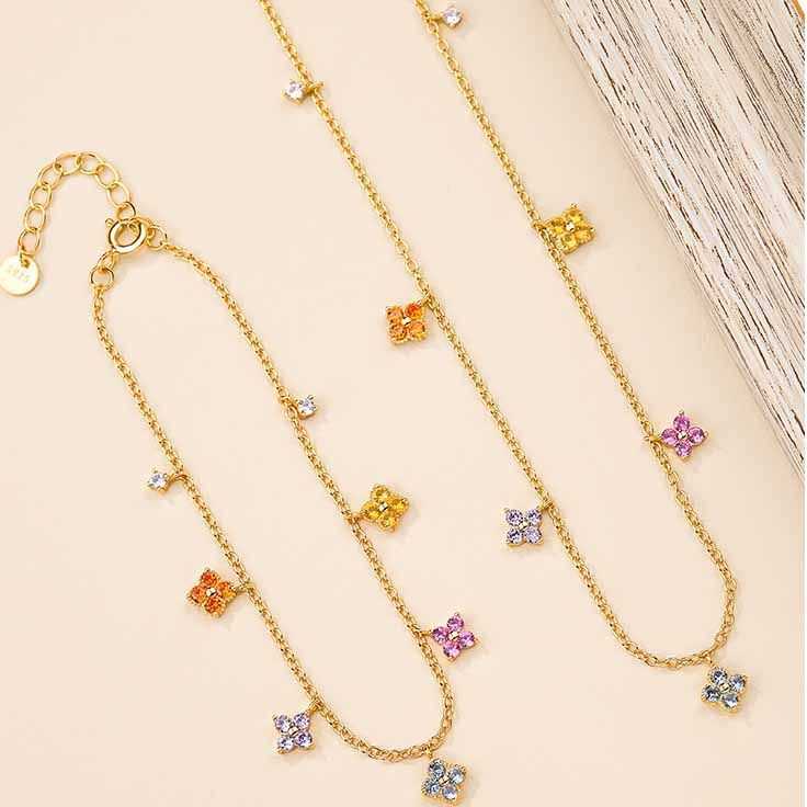 Multi-Colored Clover Set