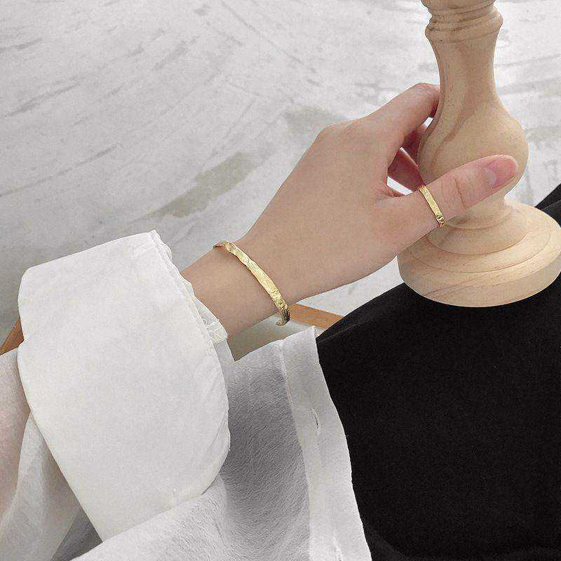 Patterned Cuff Bracelet - Aventus