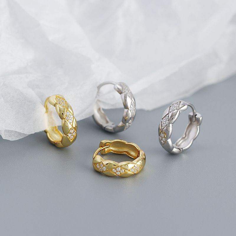 Rhombus Paved Huggie Earrings - Aventus