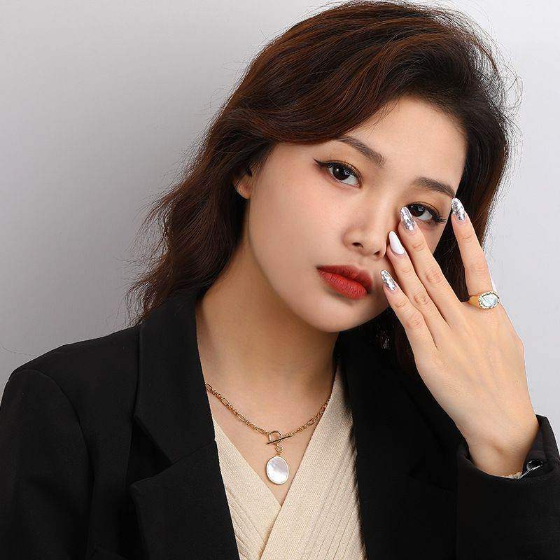 Round Abalone Shell Necklace - Aventus