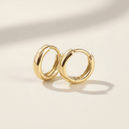Round Huggie Hoop Earrings in 18K gold plated sterling silver - Aventus
