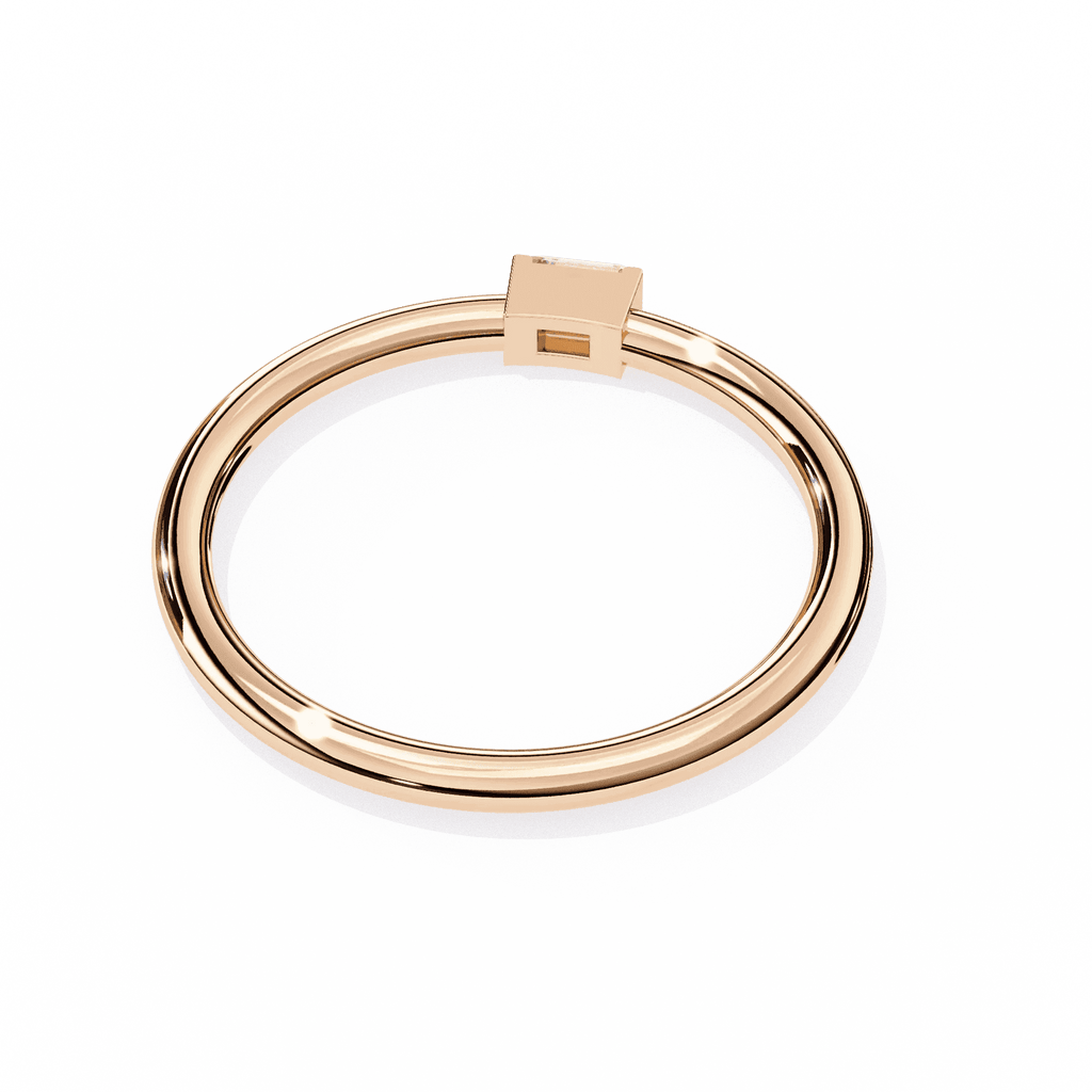 Shattering Convention Moissanite Diamond Ring - Aventus