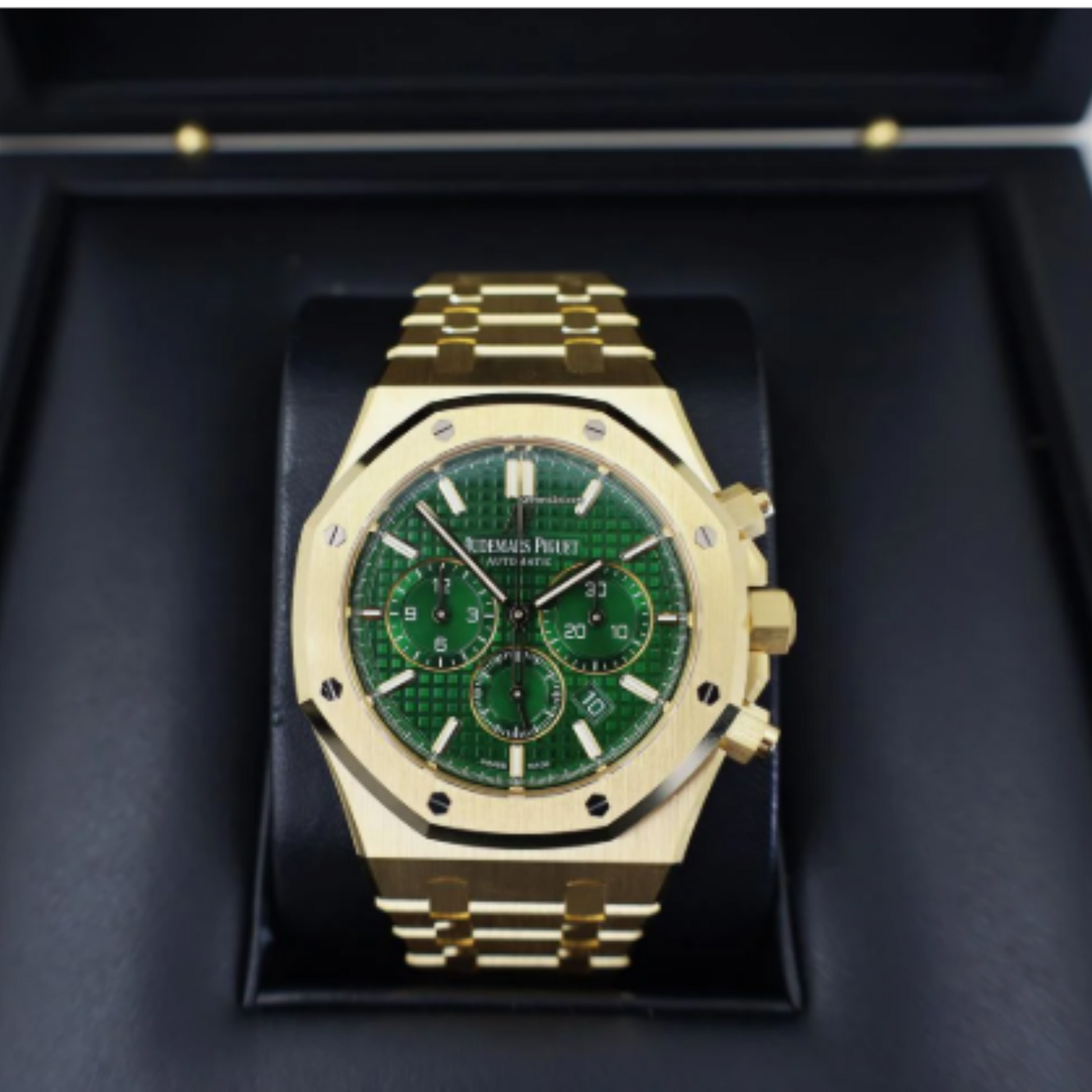 Royal Oak Chronograph Khaki Green Dial 26331BA.OO.1220BA.02
